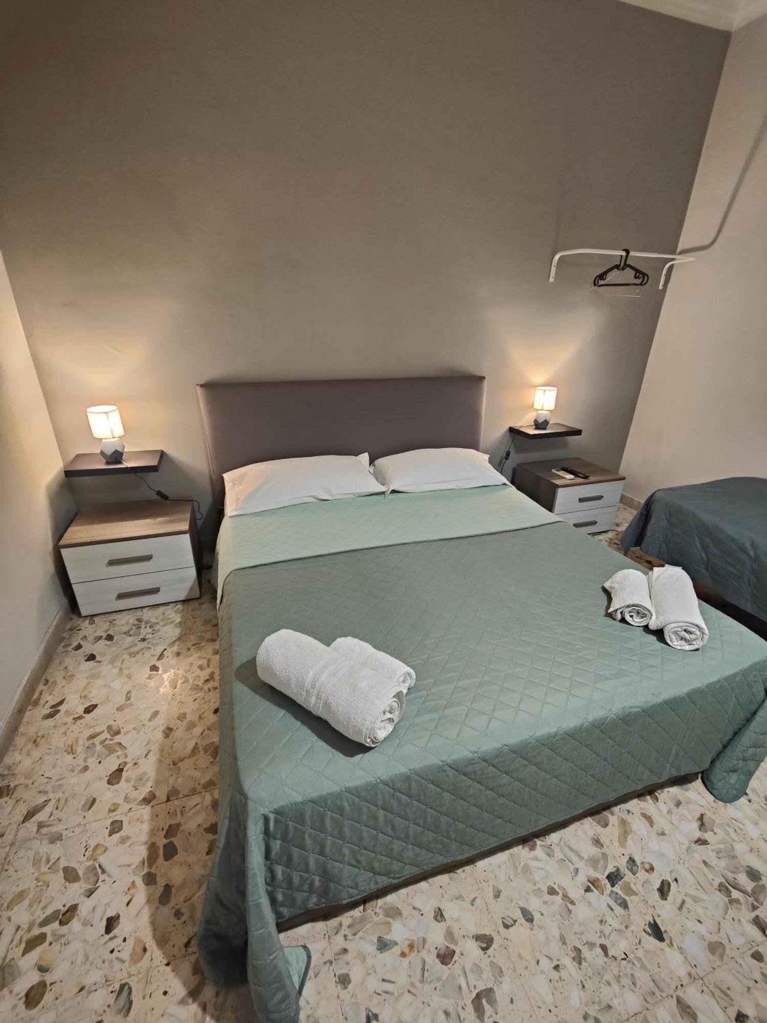 Etnea Gioeni House Suite Catania Exterior photo